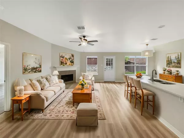 Aubrey, TX 76227,1718 Duck Cove Drive