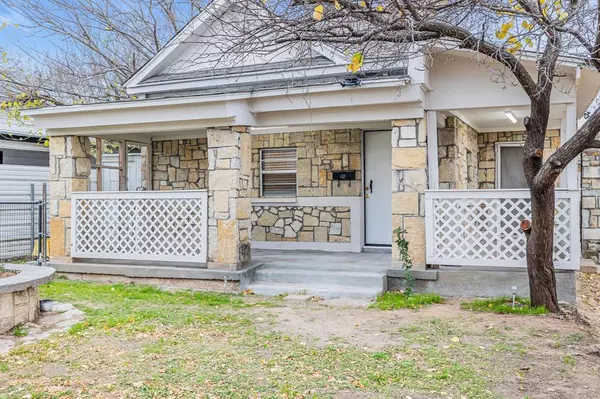 1921 Eden Avenue, Haltom City, TX 76117