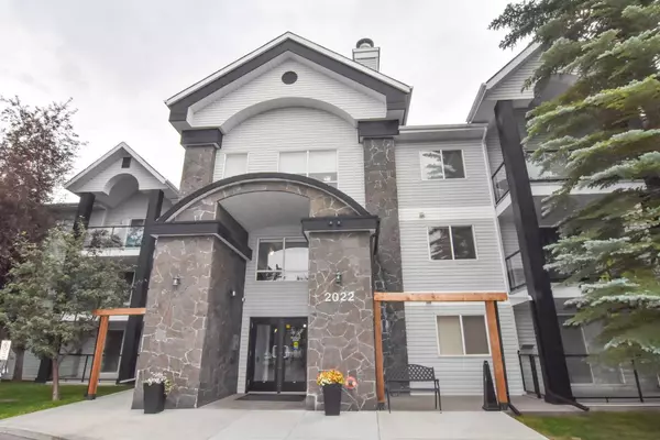 Calgary, AB T2J 7H1,2022 Canyon Meadows DR SE #109