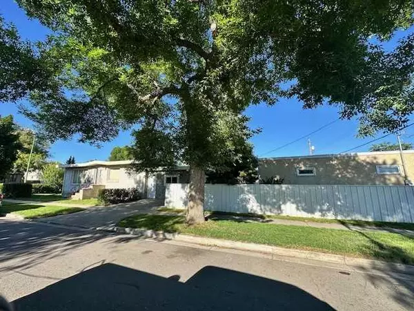 Lethbridge, AB T1H 3G6,515 18 ST North