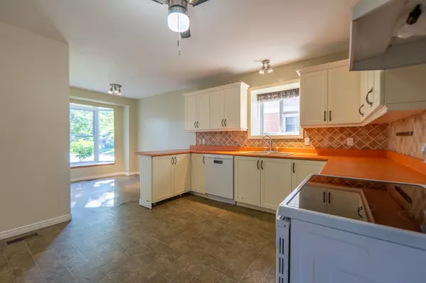 North Bay, ON P1A 4J6,229 Labreche DR
