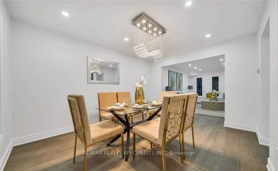 Brampton, ON L6R 5R9,70 Pleasant Valley PL