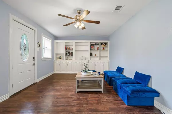 Denton, TX 76201,211 Second Street