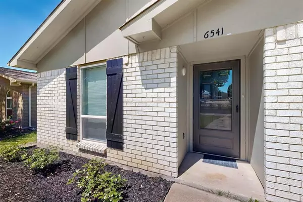 Plano, TX 75023,6541 Santa Fe Trail
