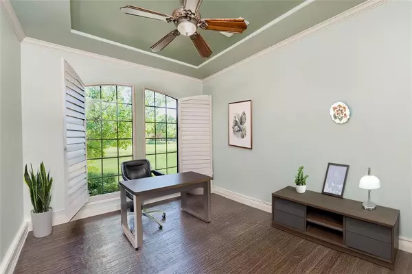 Irving, TX 75039,6527 Barcelona