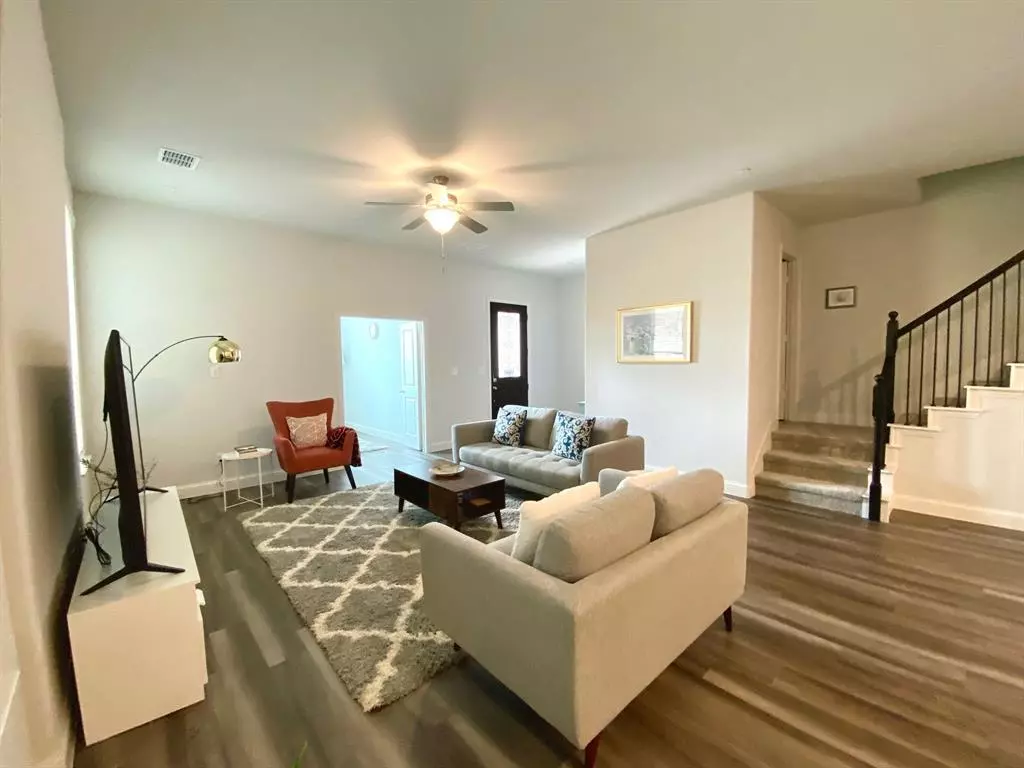 Rowlett, TX 75088,7421 Sunset Boulevard