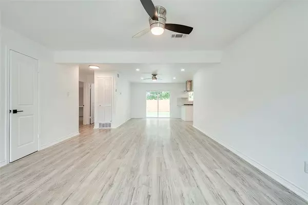 Grapevine, TX 76051,864 Rainbow Trail