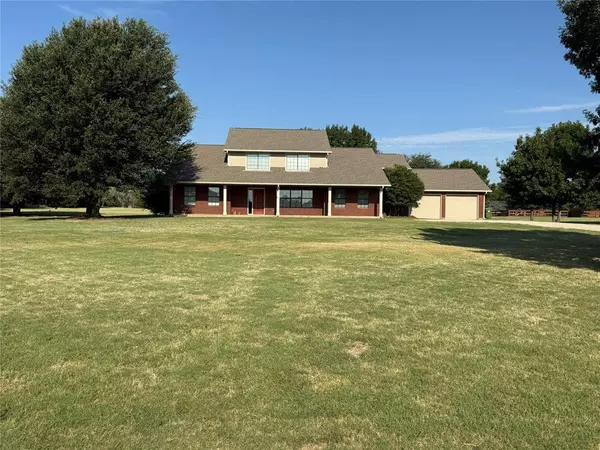 107 Whispering Trails Street, Argyle, TX 76226