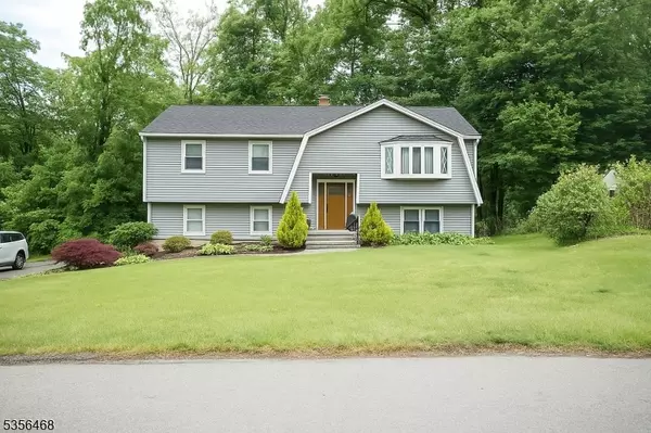 10 Lincoln Ave, Vernon Twp., NJ 07462