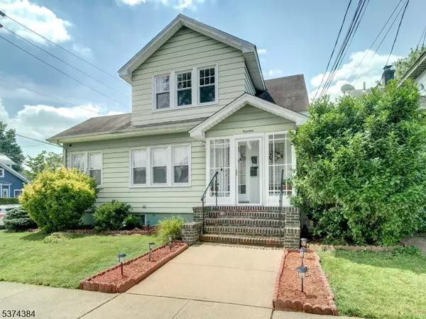 19 Harding St, Maplewood Twp., NJ 07040