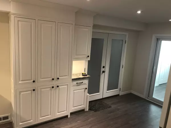 Toronto W07, ON M8Z 2G5,145 Yorkview DR #Basement