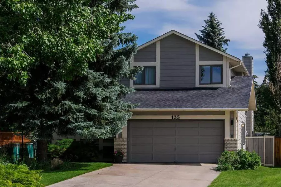 135 Sunhaven Bay SE, Calgary, AB T2X 2Y7