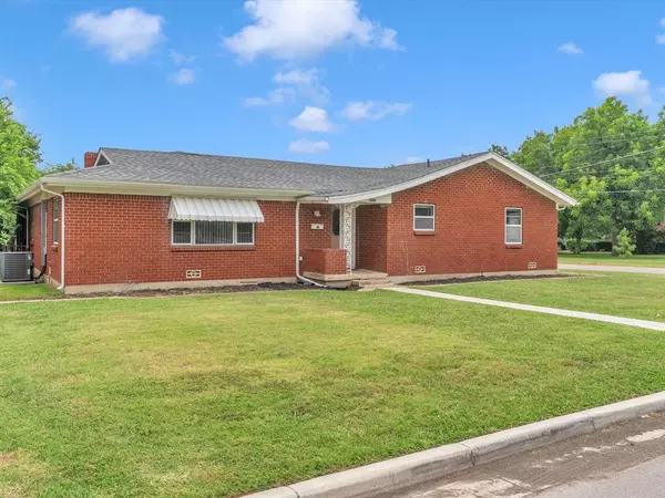 3500 Garwood Drive, North Richland Hills, TX 76117