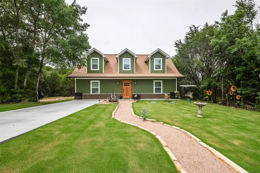 Granbury, TX 76048,1040 Indian Drive