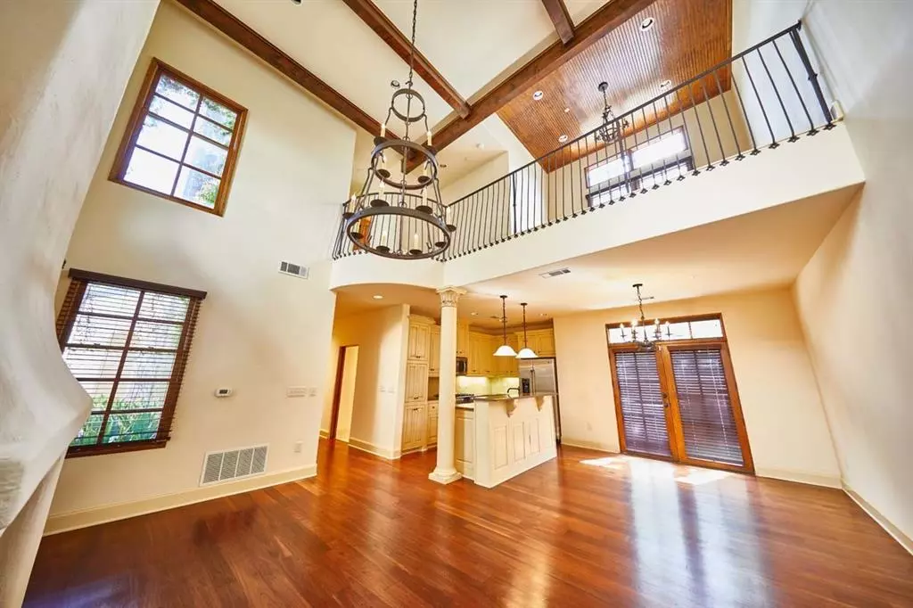 Dallas, TX 75206,2510 N Henderson #5