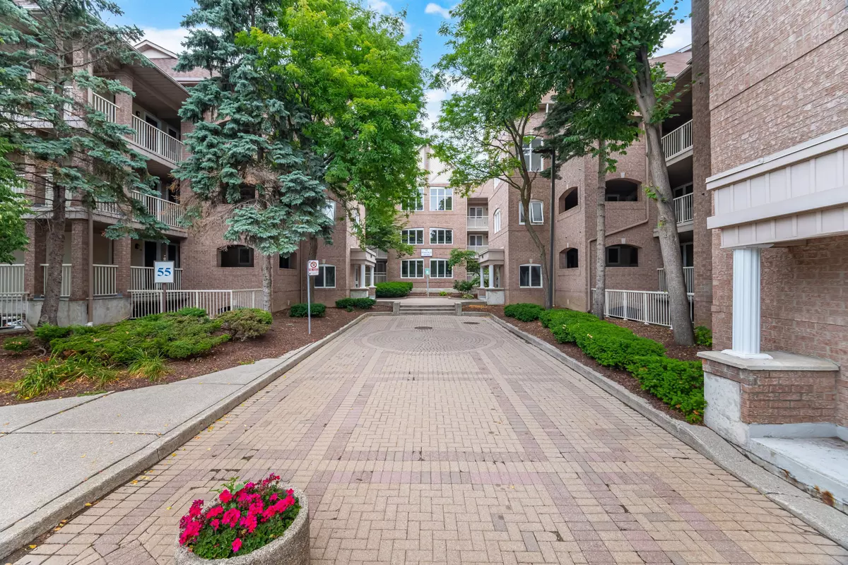 Mississauga, ON L4Z 3N9,55 Bristol RD E #116
