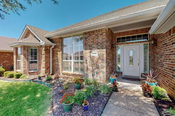 Cedar Hill, TX 75104,1115 Cresthaven Drive #13