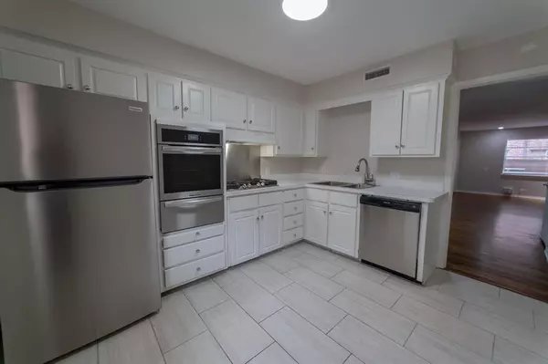 University Park, TX 75205,3434 McFarlin Boulevard #C