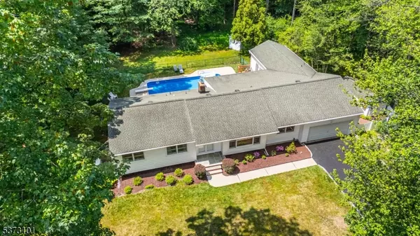 10 CAMPO RD, Randolph Twp., NJ 07869