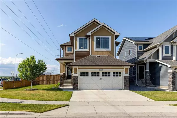 100 Paint Horse DR, Cochrane, AB T4C0X1