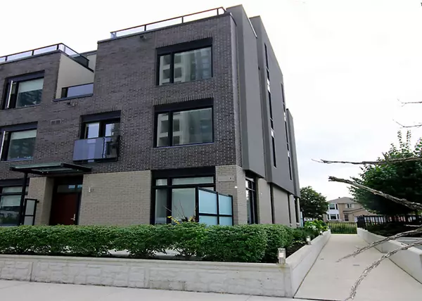 Mississauga, ON L5B 0K2,4050 Parkside Village DR #5
