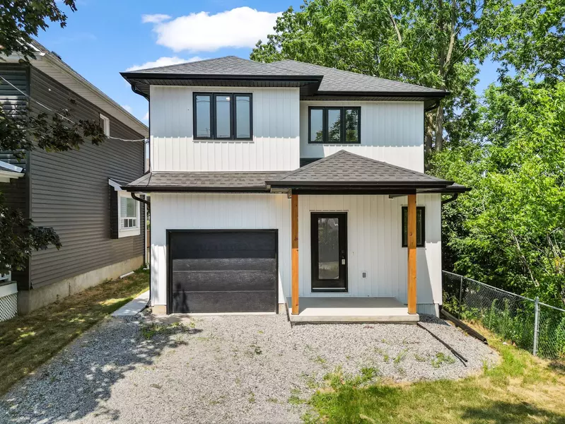 19 Violet ST, St. Catharines, ON L2S 2X1