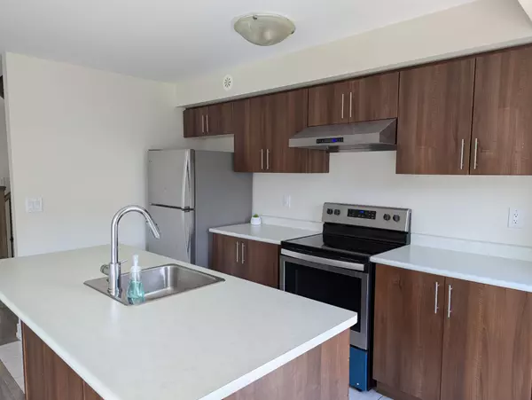 Markham, ON L6B 1N5,10 Westmeath LN #2232