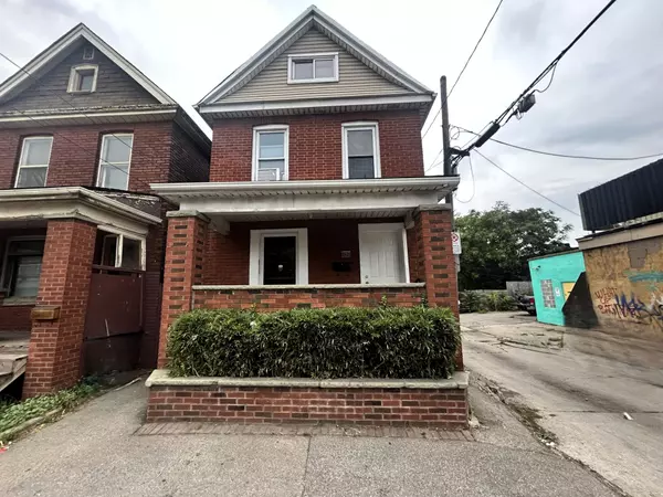 151 Lottridge ST, Hamilton, ON L8L 6V5