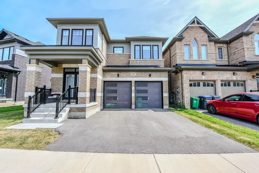 37 Petch AVE, Caledon, ON L7C 4J8