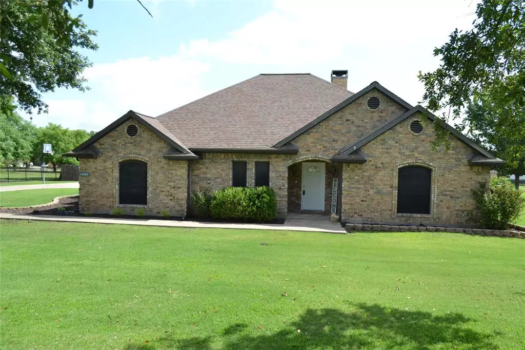 Talty, TX 75160,1201 E Oaklawn Drive