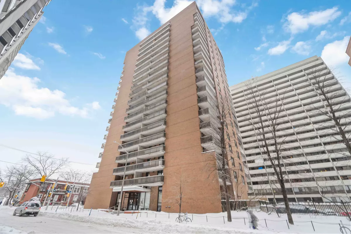 Ottawa Centre, ON K1R 7X1,475 Laurier AVE W #1101