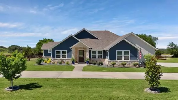119 Cody Avenue, Decatur, TX 76234