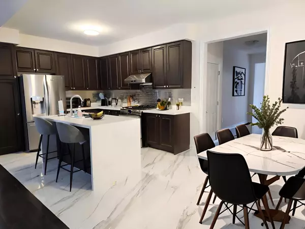 Pickering, ON L1X 0G7,2426 Hibiscus DR