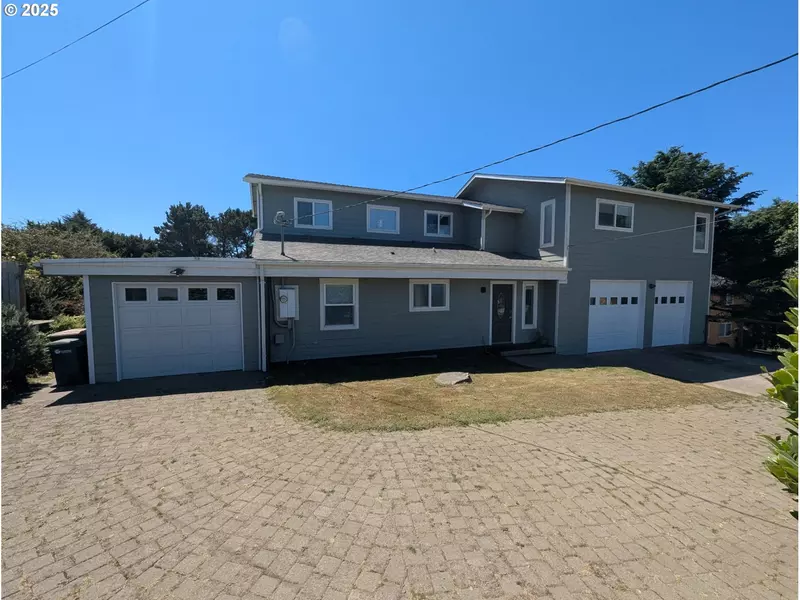 120 NE 56TH ST, Newport, OR 97365