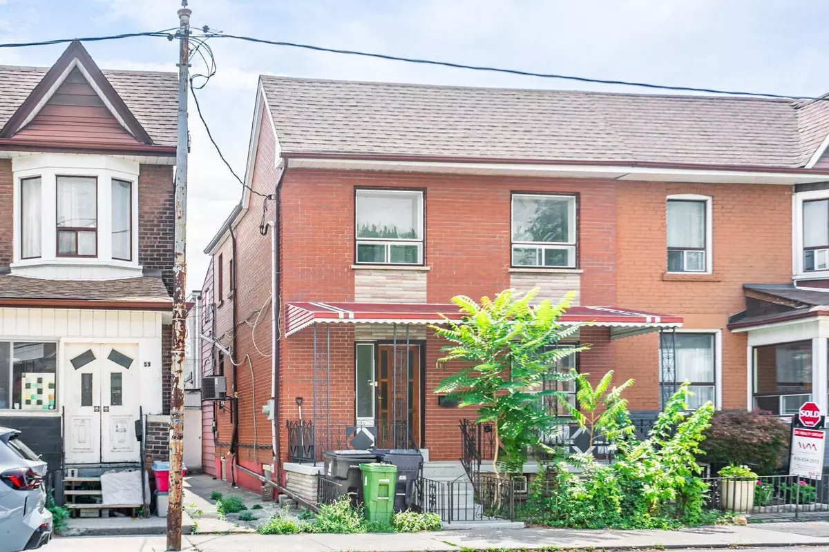 Toronto W02, ON M6H 1W5,61 Hallam ST #Upper