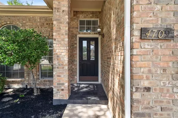 Plano, TX 75024,4709 Thorntree Drive