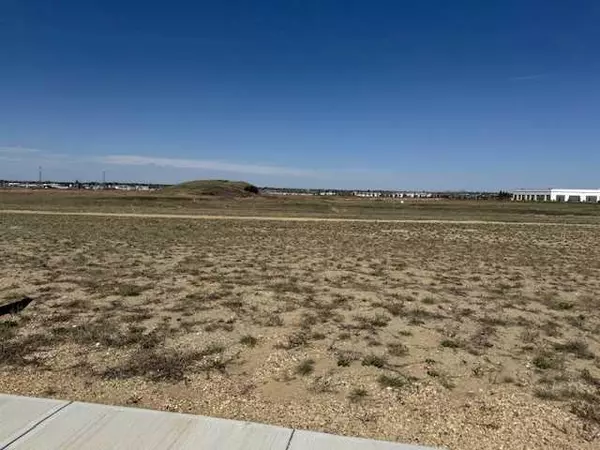52 Parlby CRES, Lacombe, AB T4L 0J9