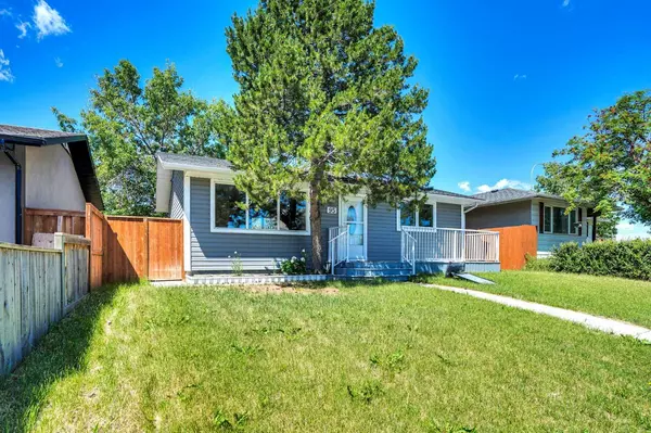 Calgary, AB T2A 4K3,95 pensville RD Southeast