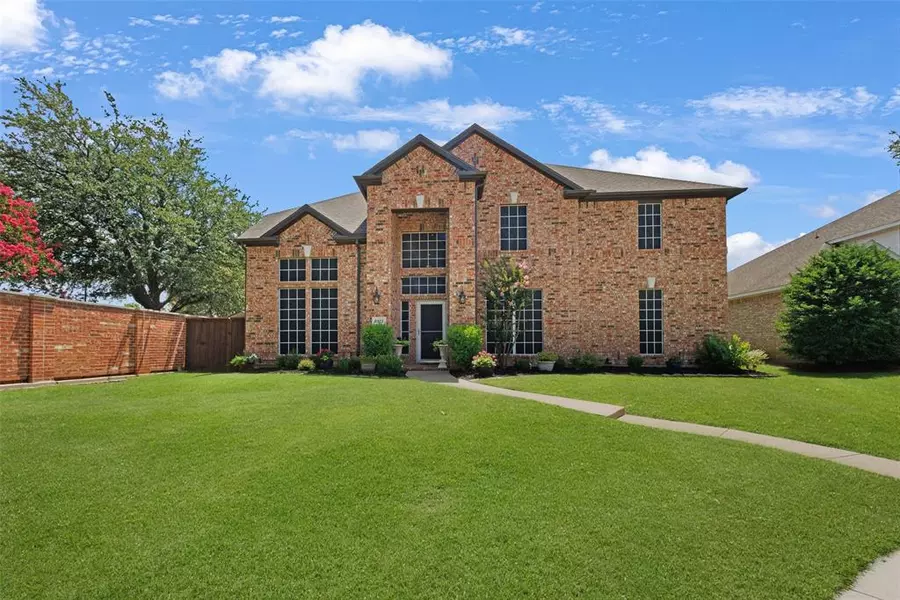 8972 Kennsington Street, Frisco, TX 75036