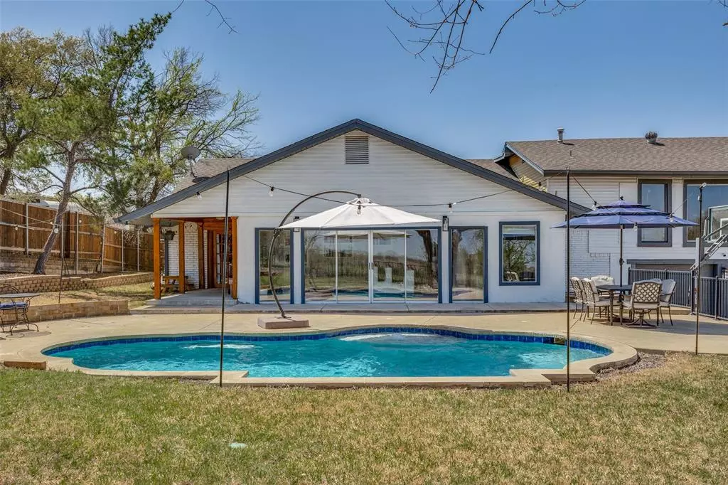 Garland, TX 75043,2910 S Country Club