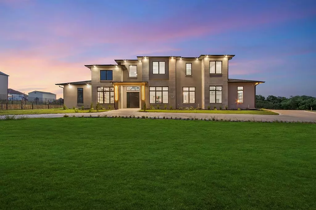 Sunnyvale, TX 75182,389 Hidden Leaf Circle
