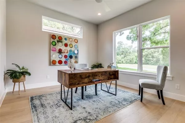 Dallas, TX 75218,10721 Clearbrook Lane