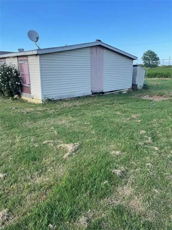 Southmayd, TX 76268,105 Christi Drive