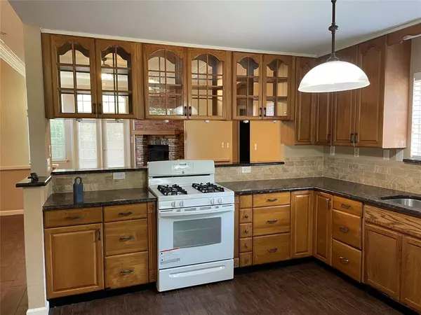 Wylie, TX 75098,208 Douglas Drive