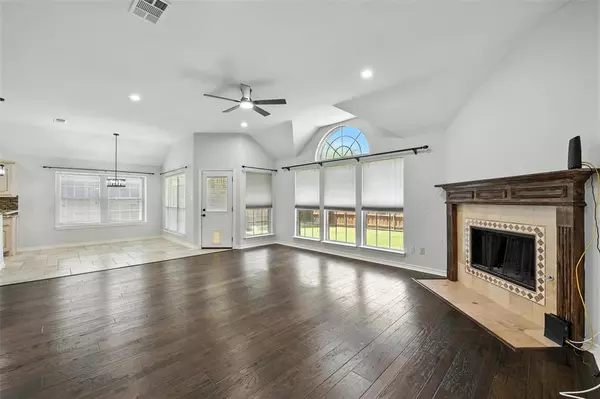 Plano, TX 75025,7201 Ridgemoor Lane