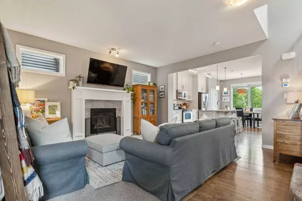 Airdrie, AB T4B 2P1,114 Sagewood DR SW