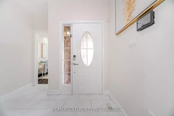 Brampton, ON L6P 3P9,49 Biddens SQ
