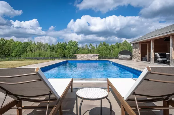 63 Stewart DR, Erin, ON N1H 6H7