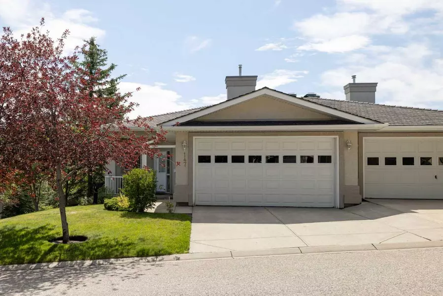 147 Edgeridge TER NW, Calgary, AB T3A 6c2