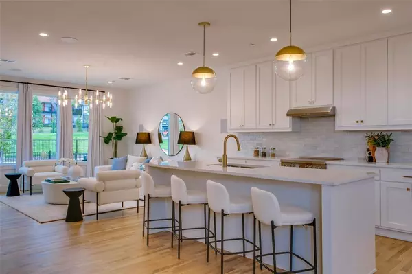 Dallas, TX 75214,7207 Gaston Avenue #1004